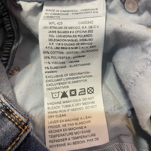 Denizen from Levi’s Women’s High Rise Jean Shorts Size 6-W28 - Picture 2 of 7